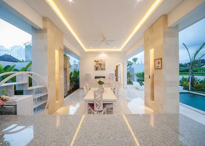 Tirta Padi 2 Villa *