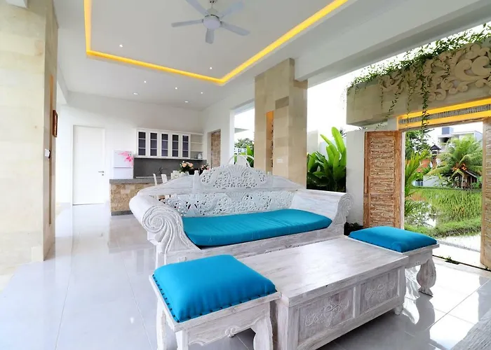 Villa Tirta Padi 2 *