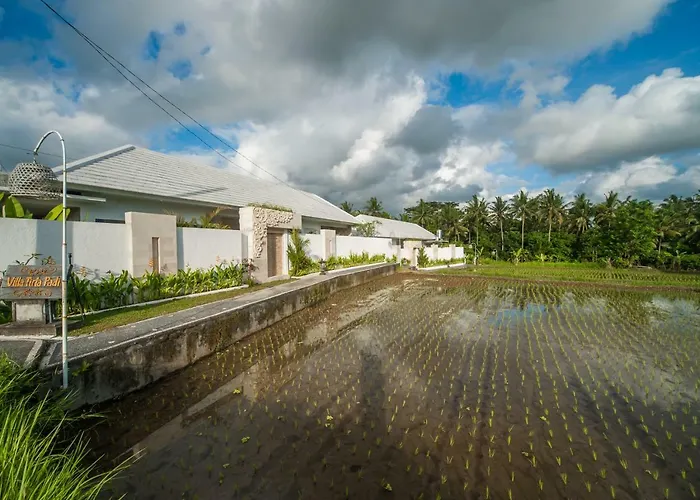 Tirta Padi 2 Villa *