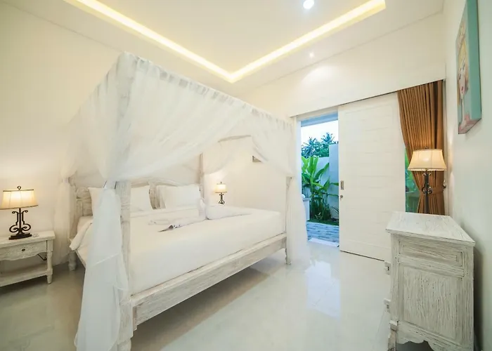 Tirta Padi 2 Villa *